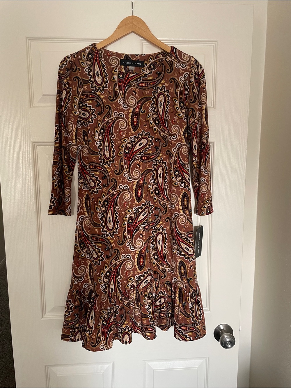 🤎 Andrew Marc Brown Paisley Ruffle-Hem Dress 🤎
